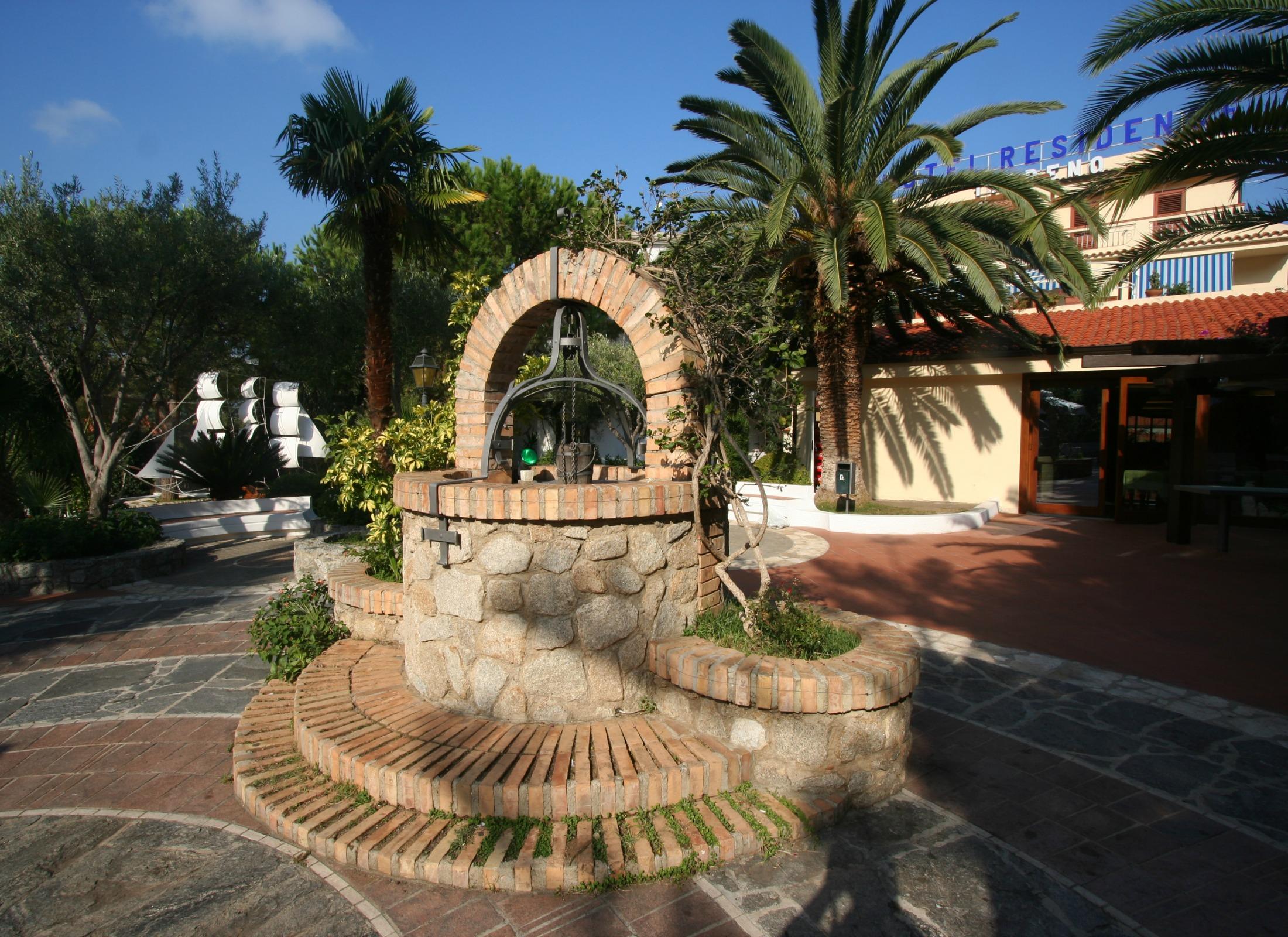 Hotel Tirreno Parghelia Exterior foto