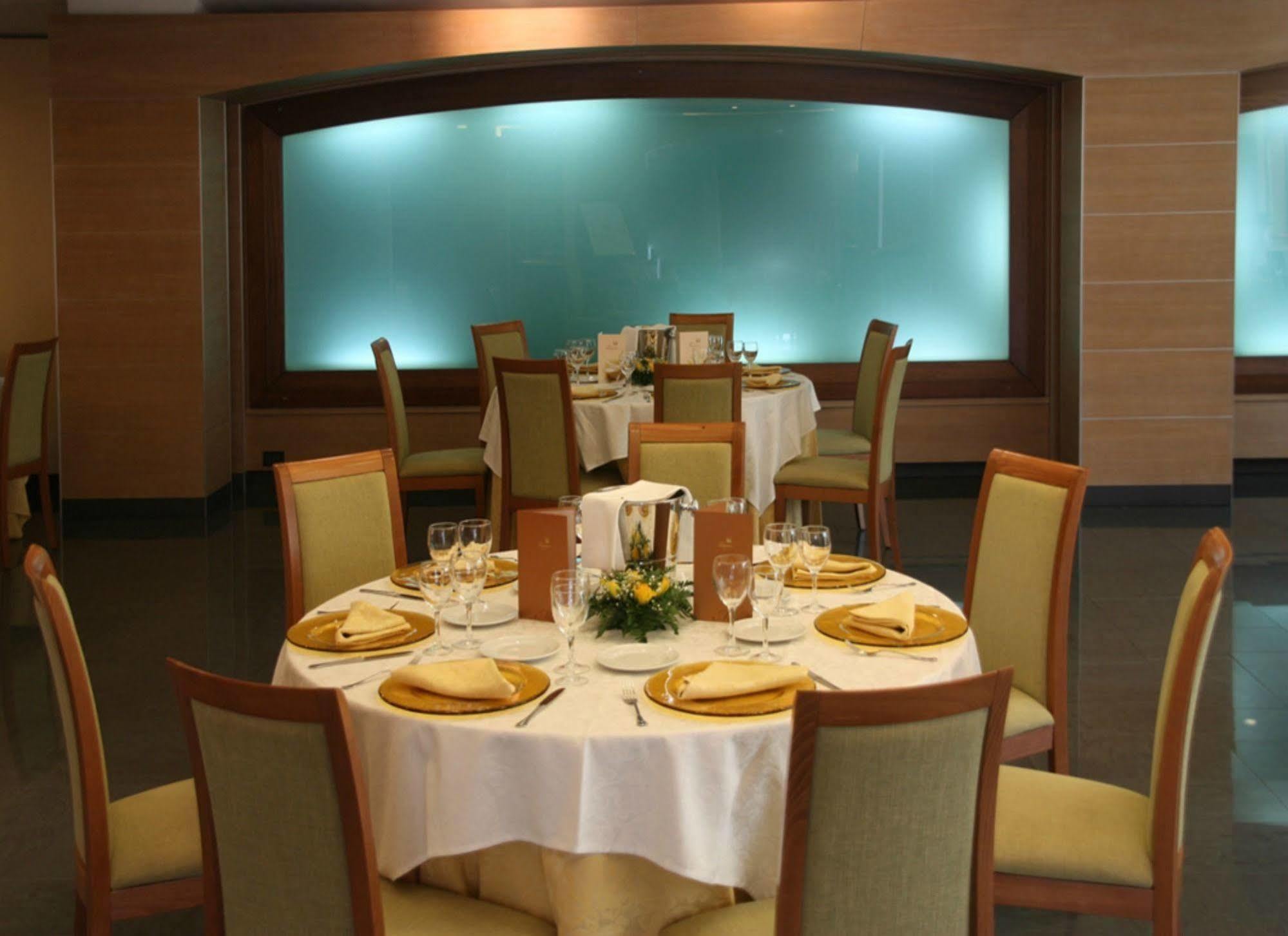 Hotel Tirreno Parghelia Restaurante foto