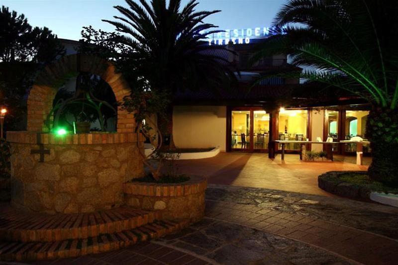 Hotel Tirreno Parghelia Exterior foto