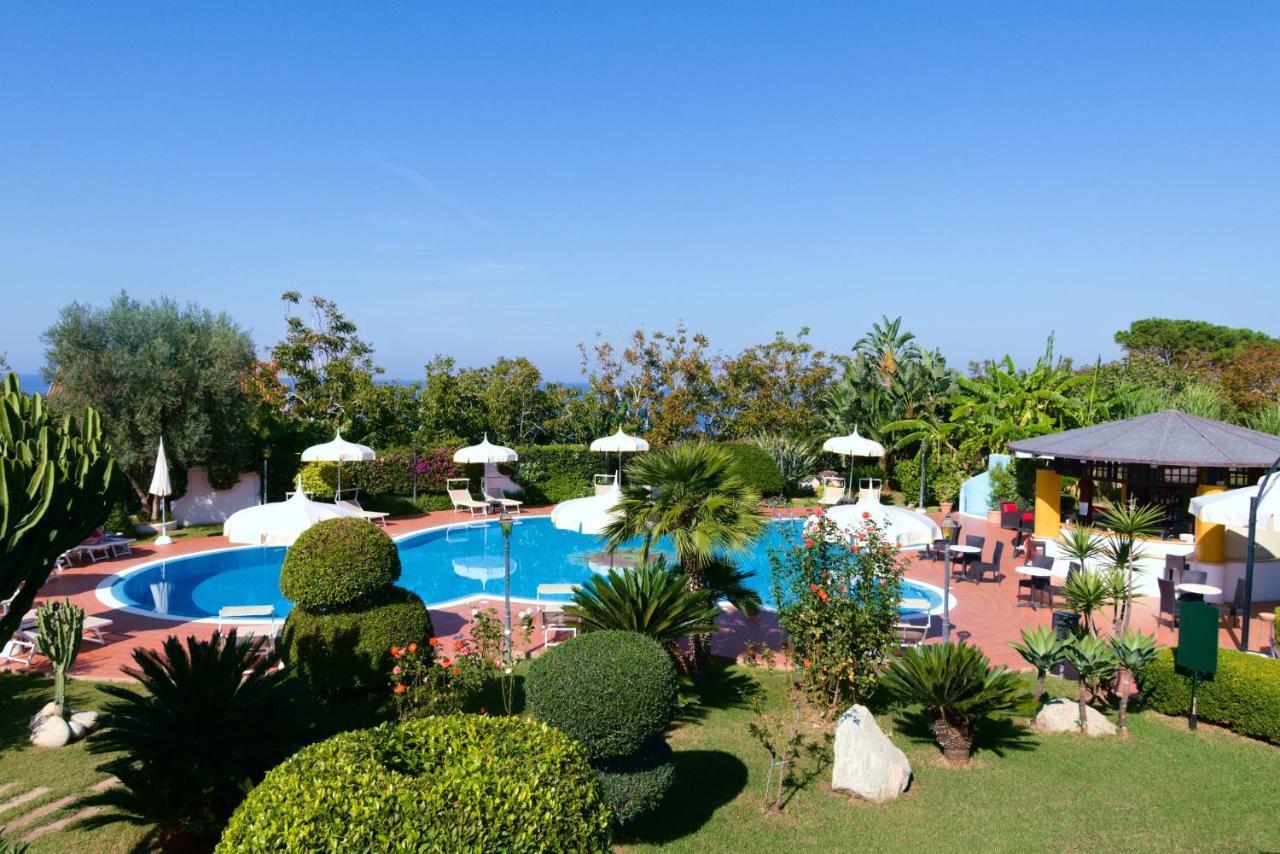 Hotel Tirreno Parghelia Exterior foto
